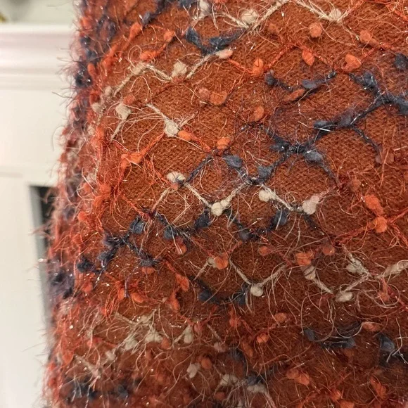 Molly Bracken Textured Eyelash Knit Sweater – Rust Orange (S) - Picture 2 of 11